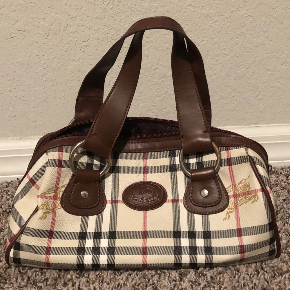 Burberry Shoulder Purse! Authentic!!